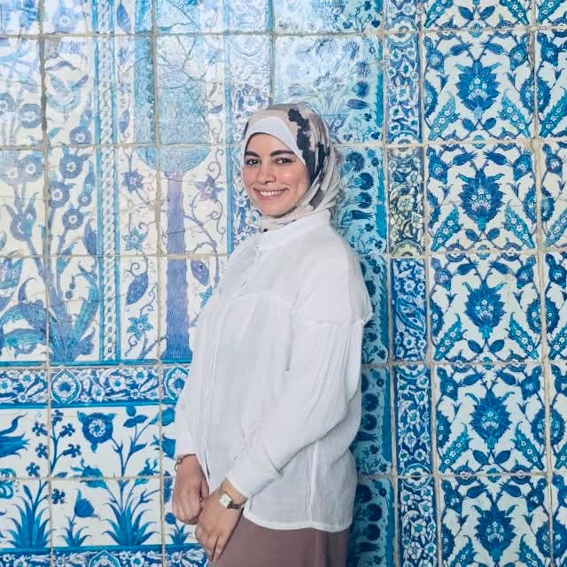 فاطمة جمال